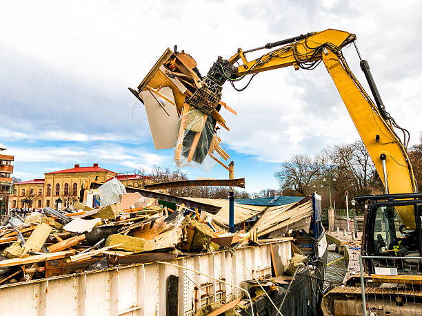 Best Same-Day Junk Removal  in Trafalgar, IN